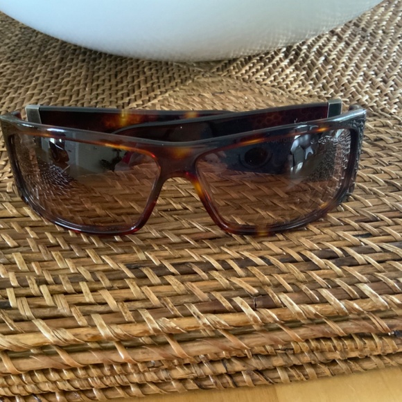 ED HARDY BEAUTIFUL GHOST SUNGLASSES - Picture 2 of 9